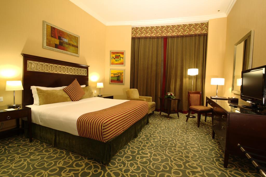 Sunday Fujairah Bay Formerly Concorde Hotel Fudżajra Zewnętrze zdjęcie A room at the hotel