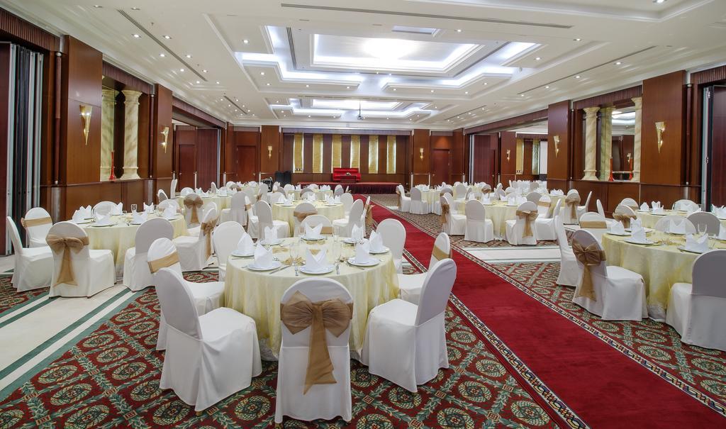 Sunday Fujairah Bay Formerly Concorde Hotel Fudżajra Zewnętrze zdjęcie The ballroom